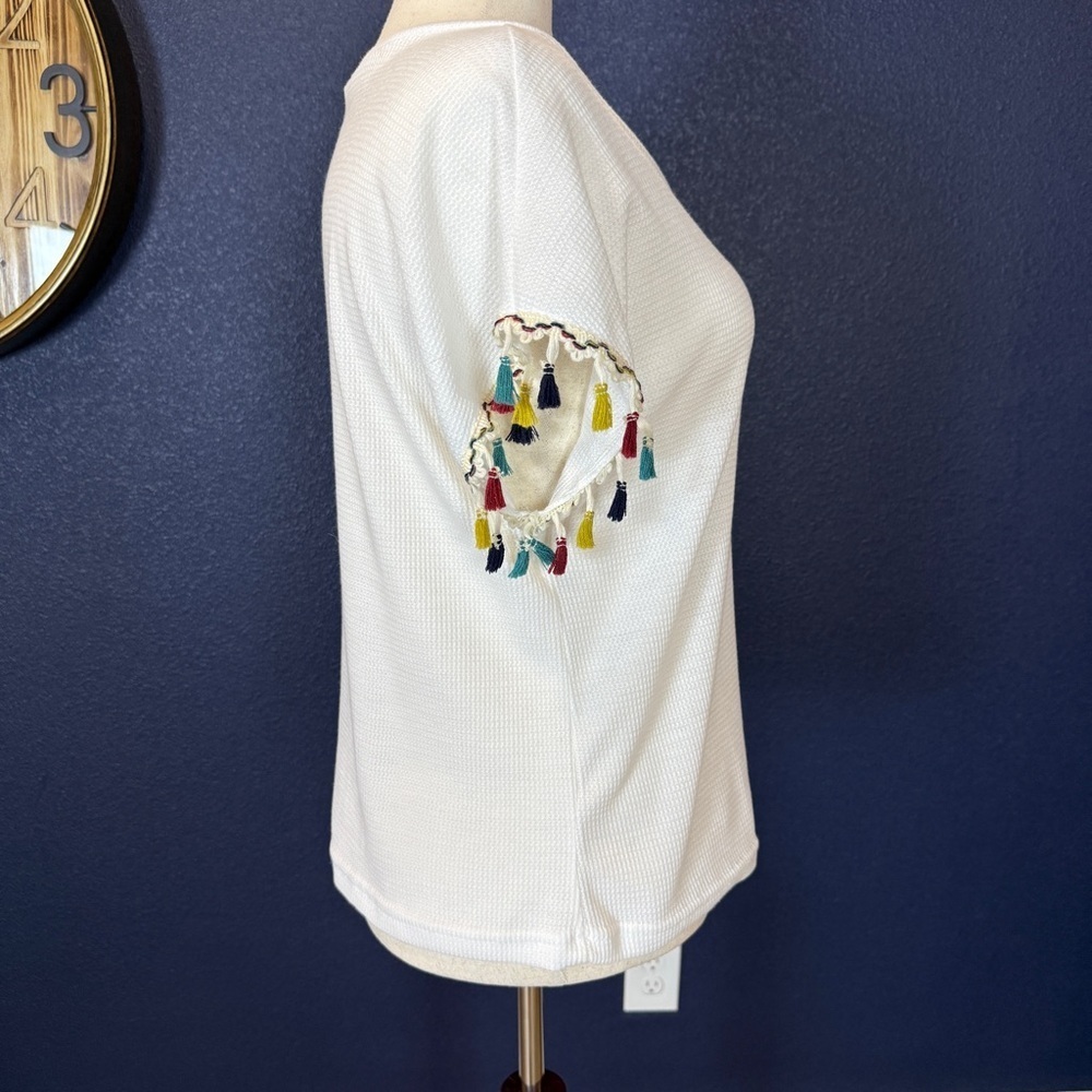 White V-Neck Waffle Knit Top with Colorful Tassels at Sleeves | Size Large - Picture 5 of 8